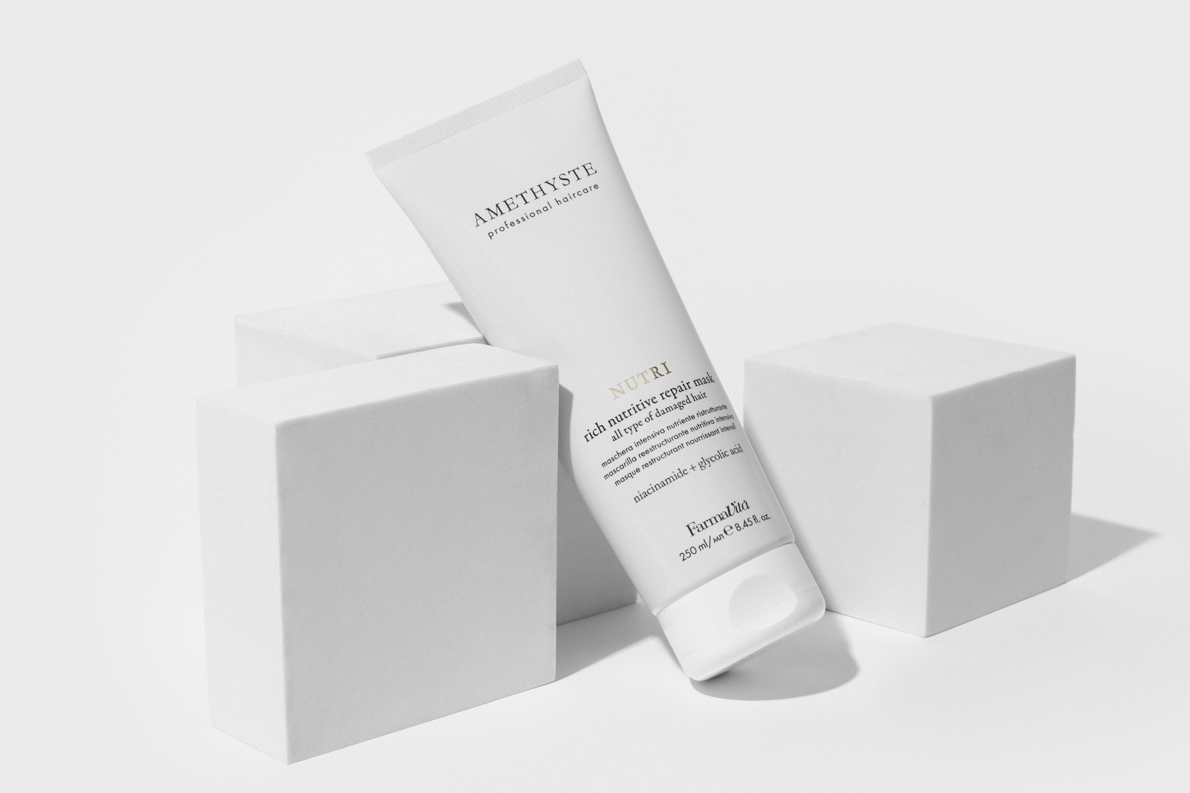 Amethyste Nutri Rich Nutritive Repair Mask 250ml alternative product view — FarmaVita professional hair repair, Beauty Canada authorized Canadian distributor